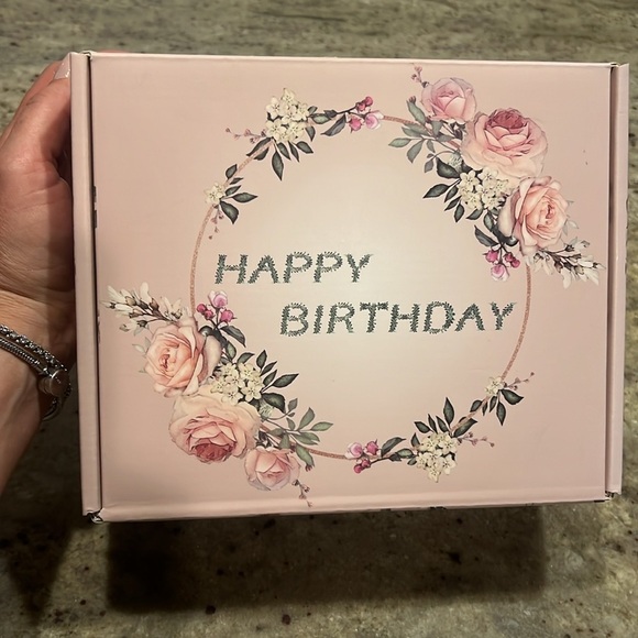 NEW Fabulous & 40 Happy Birthday Box in Pink - Picture 12 of 12